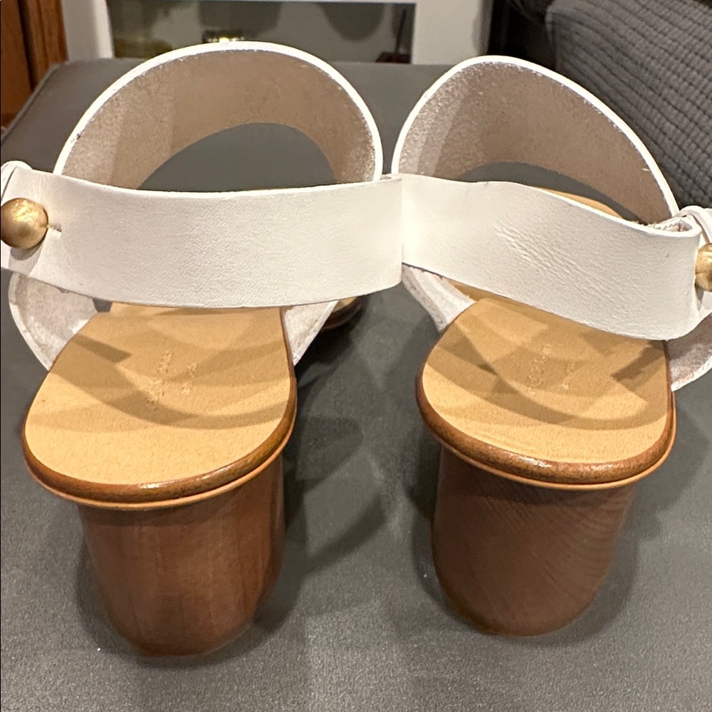 rag & bone White Sandals. - Picture 6 of 6